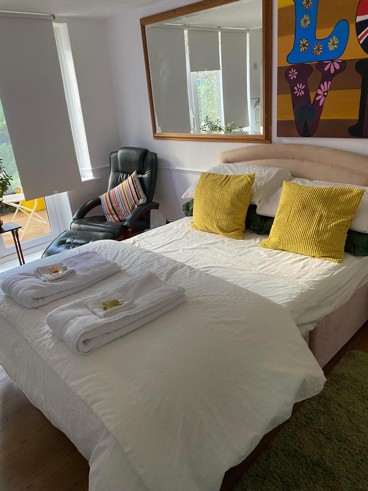 Pond Cottage Пърли Екстериор снимка